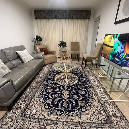 Adelaide Cbd Apartment - 3Br, 2Bath & Carpark Kültér fotó