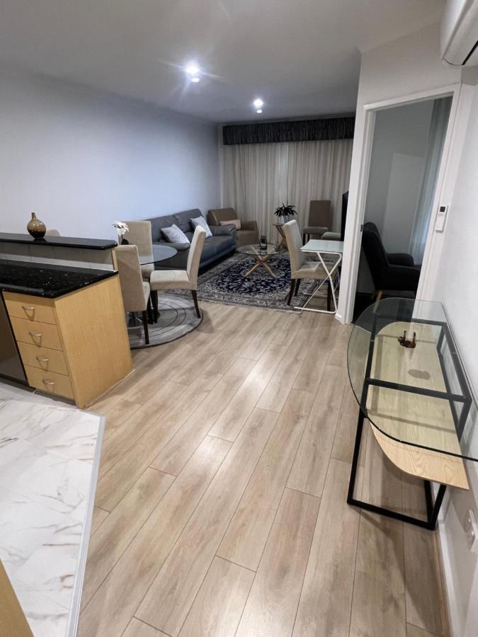 Adelaide Cbd Apartment - 3Br, 2Bath & Carpark Kültér fotó